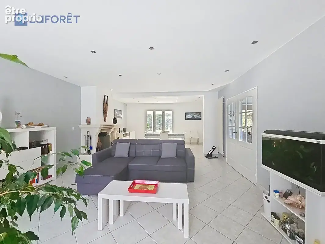 Maison Chessy 7 pièce(s) 175 m² - photo 5