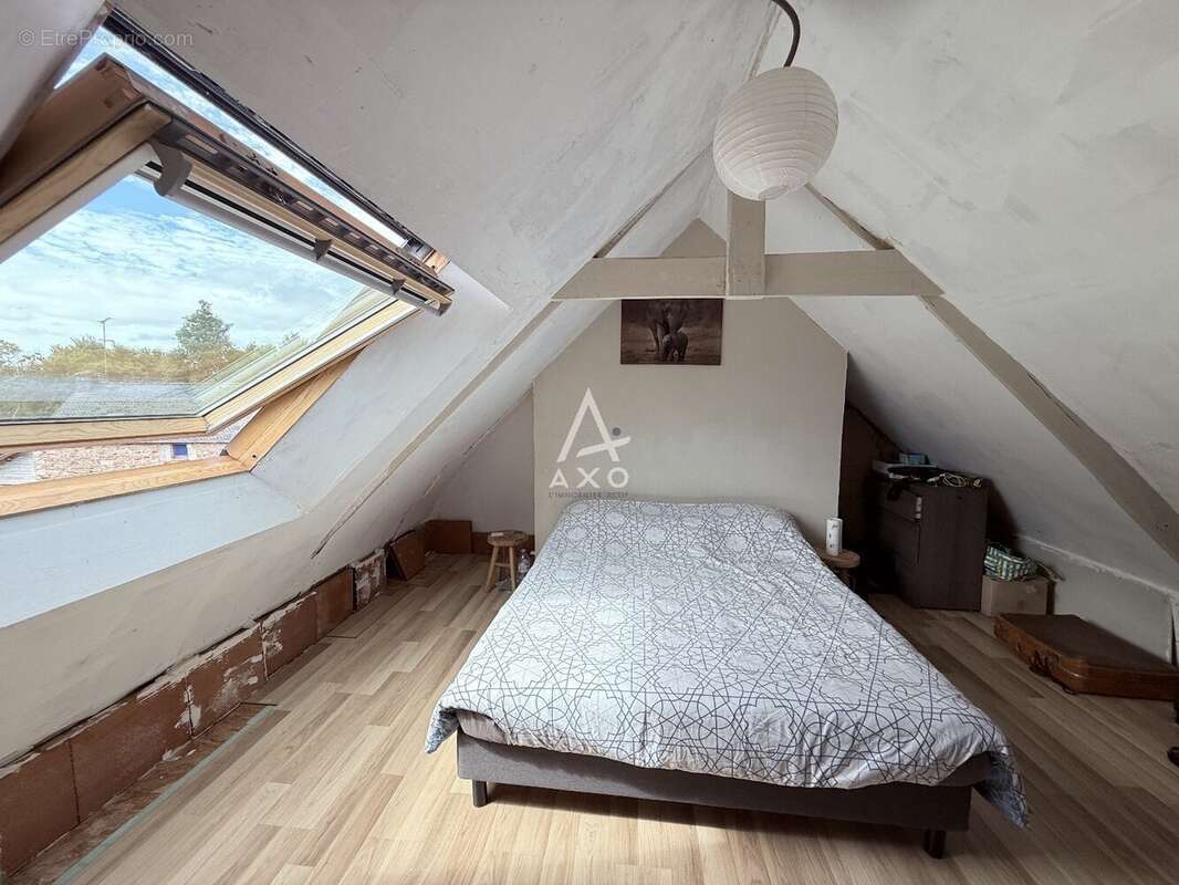 Maison à SAINT-THURIEN