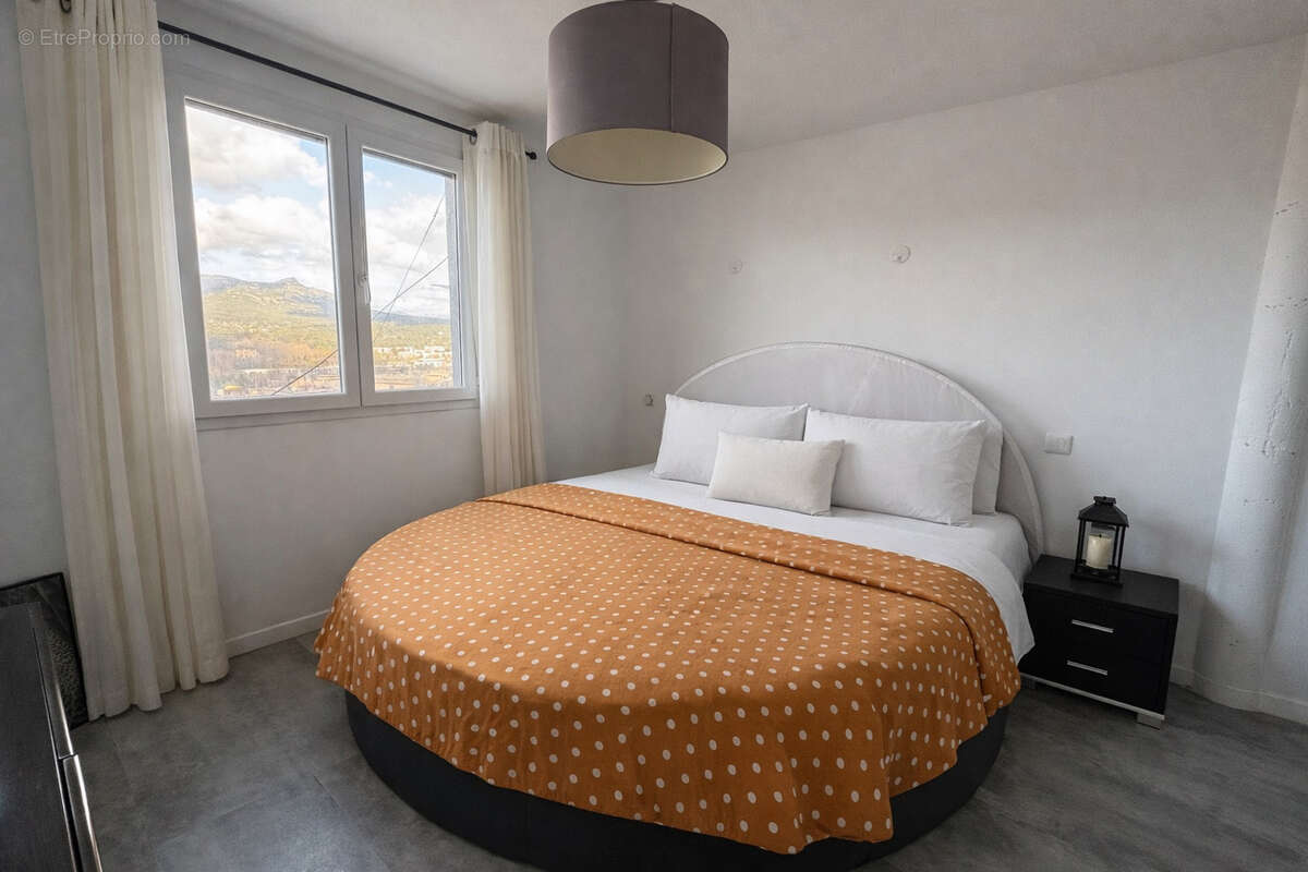 Maison à MARSEILLE-11E