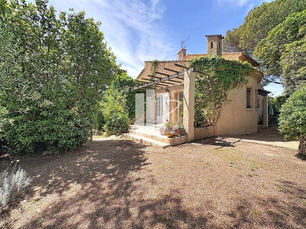 Maison à SAINT-RAPHAEL