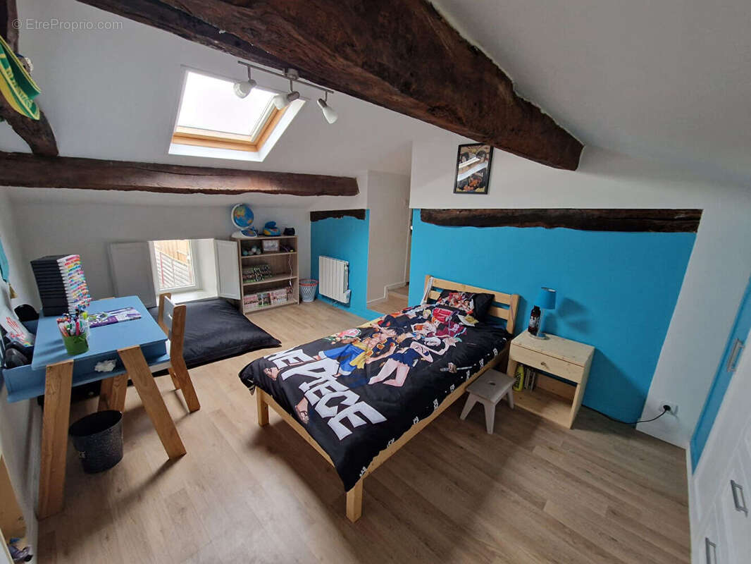 Maison à ROCHESERVIERE