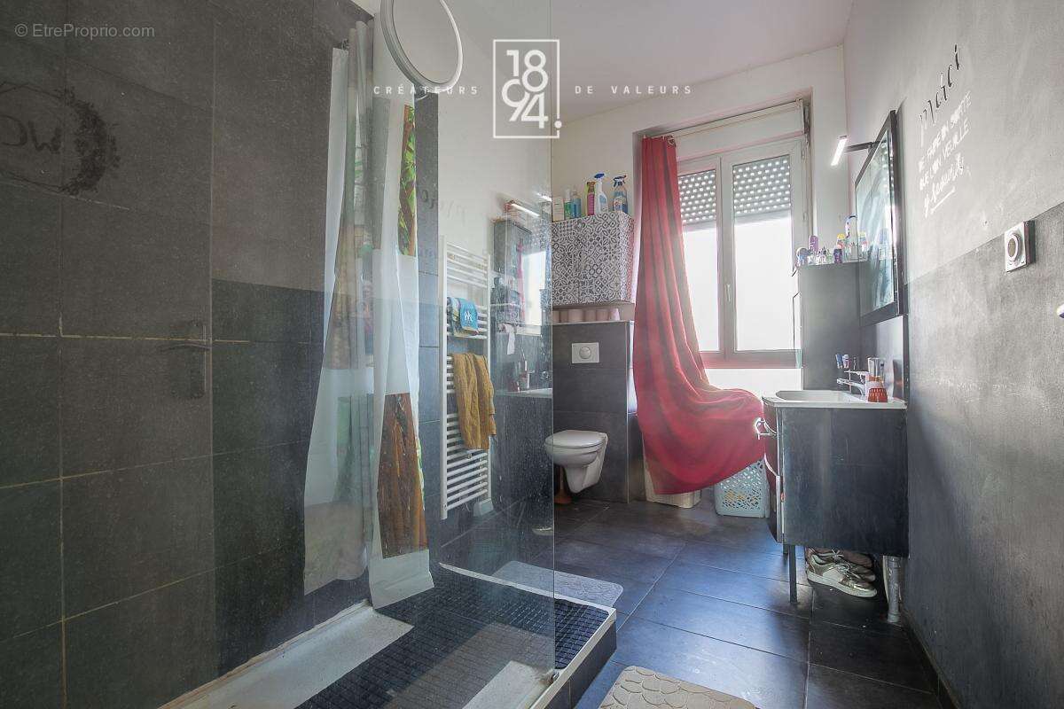 Appartement à MARSEILLE-10E