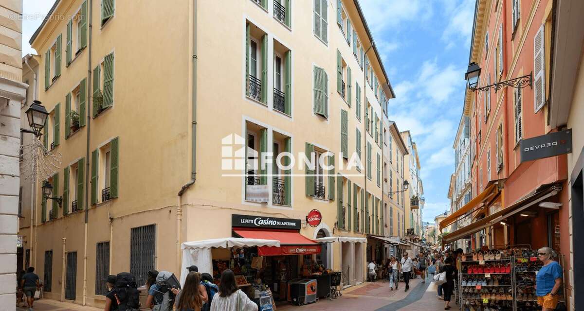 Appartement à MENTON