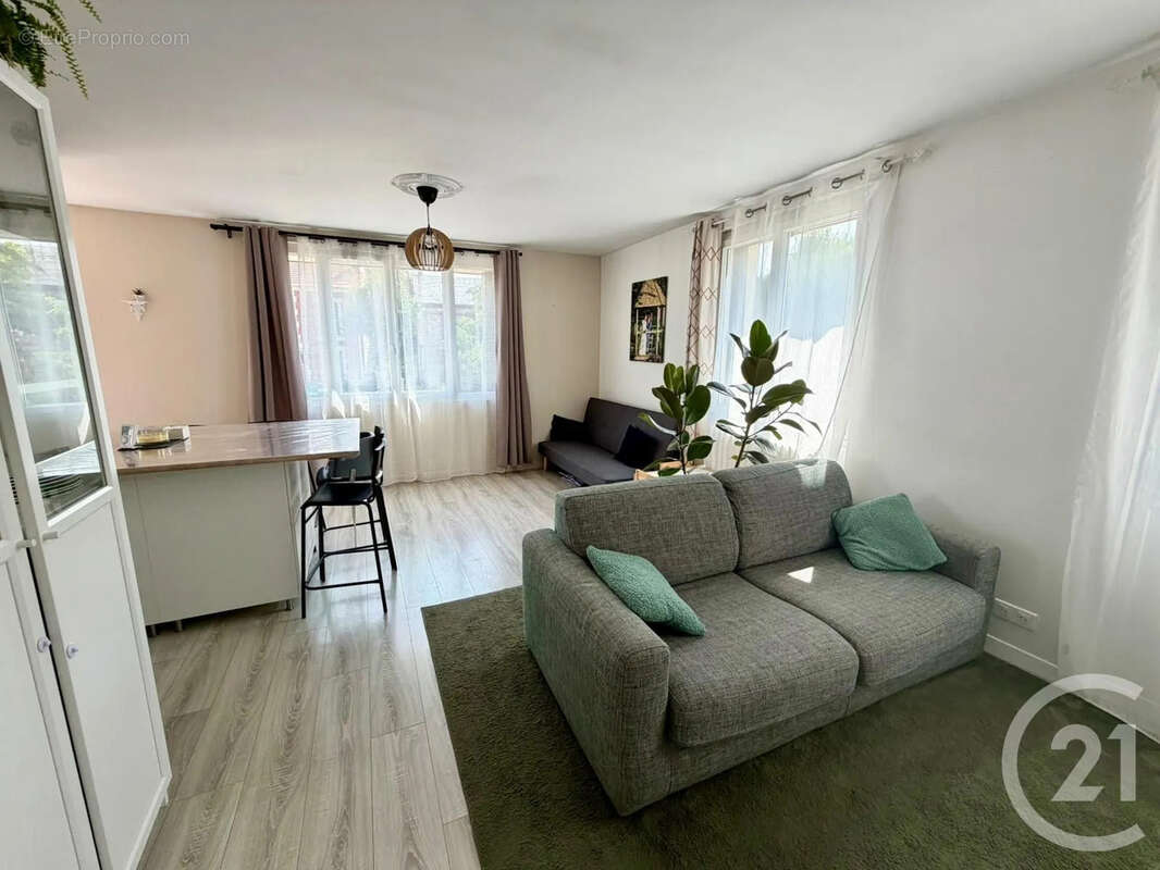 Maison 95 m² à Saint-Mard  - photo 5