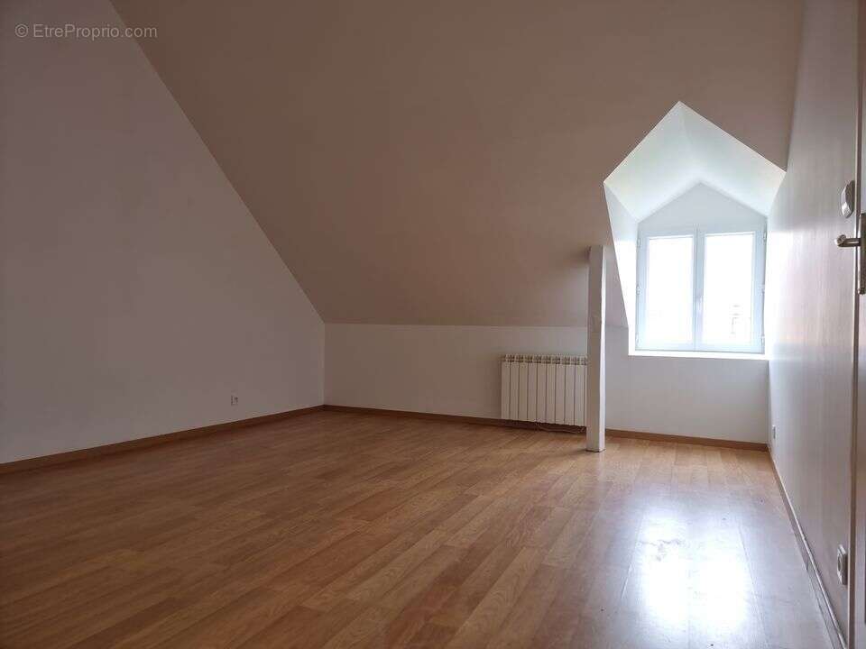 Appartement à LA CHAPELLE-MOUTILS