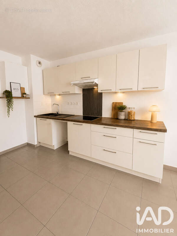 Appartement 78 m² à Sete  - photo 3