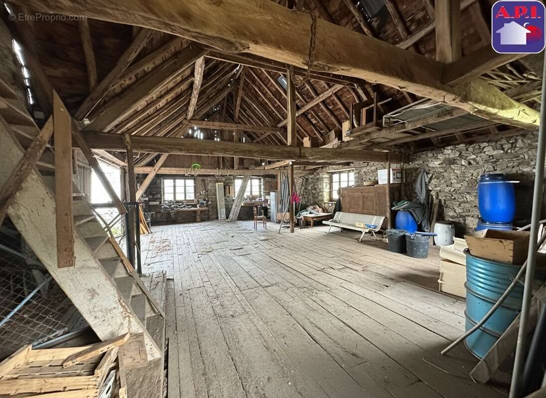 Maison à SAINT-LARY