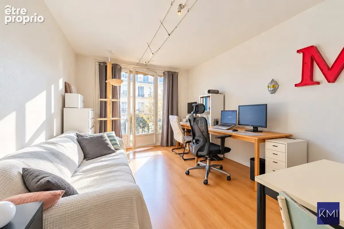 Appartement à PARIS-20E