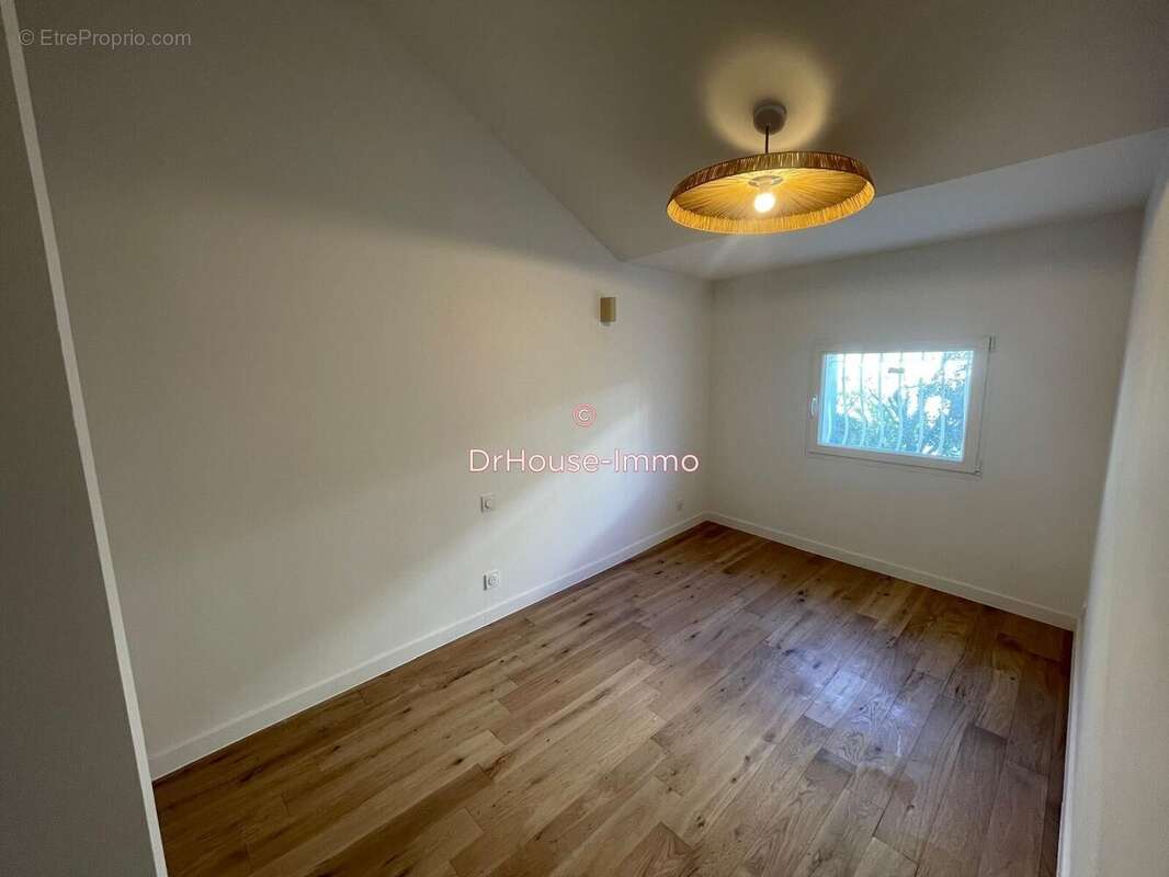 Maison à MARSEILLE-8E