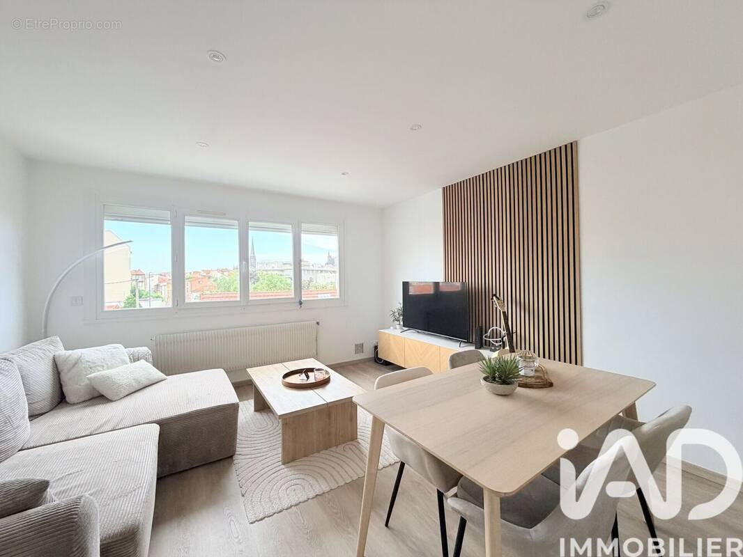 Photo 1 - Appartement à CLERMONT-FERRAND