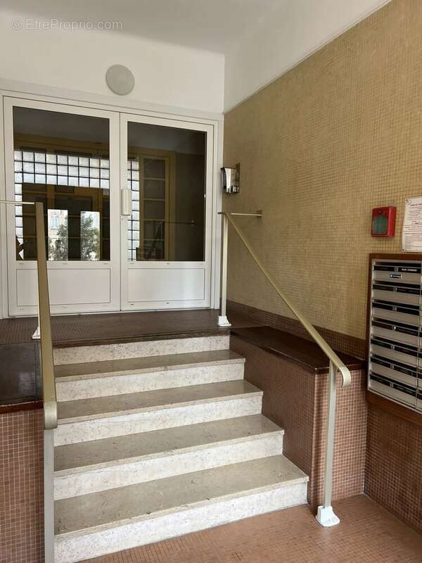 Appartement à MARSEILLE-2E