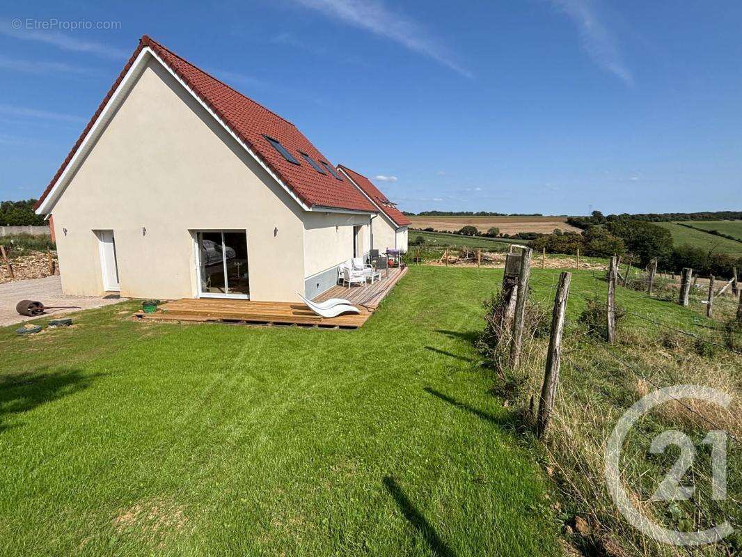 Maison à NEUFCHATEL-HARDELOT