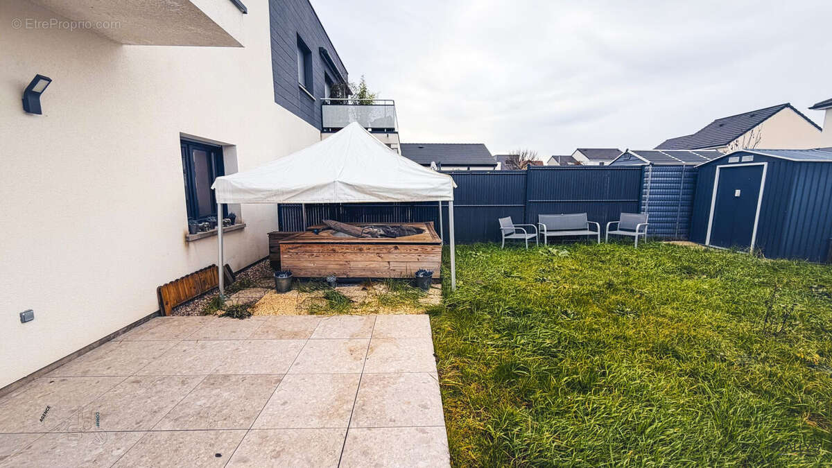 Appartement à CUVRY