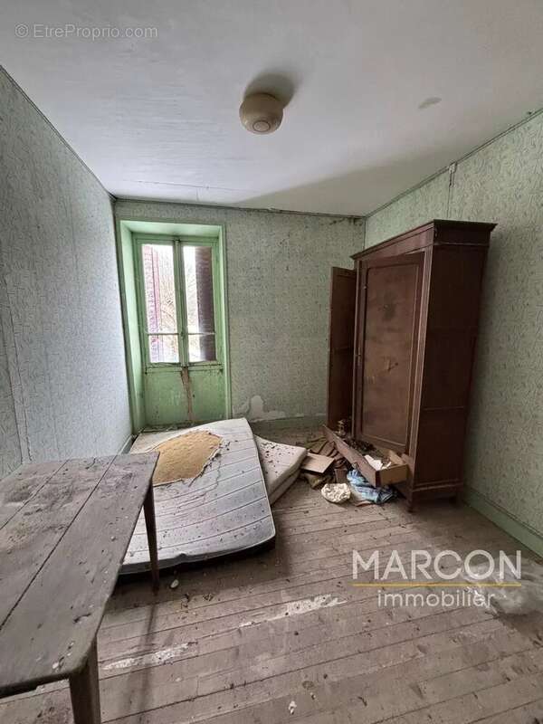 Maison à CHAMPAGNAT