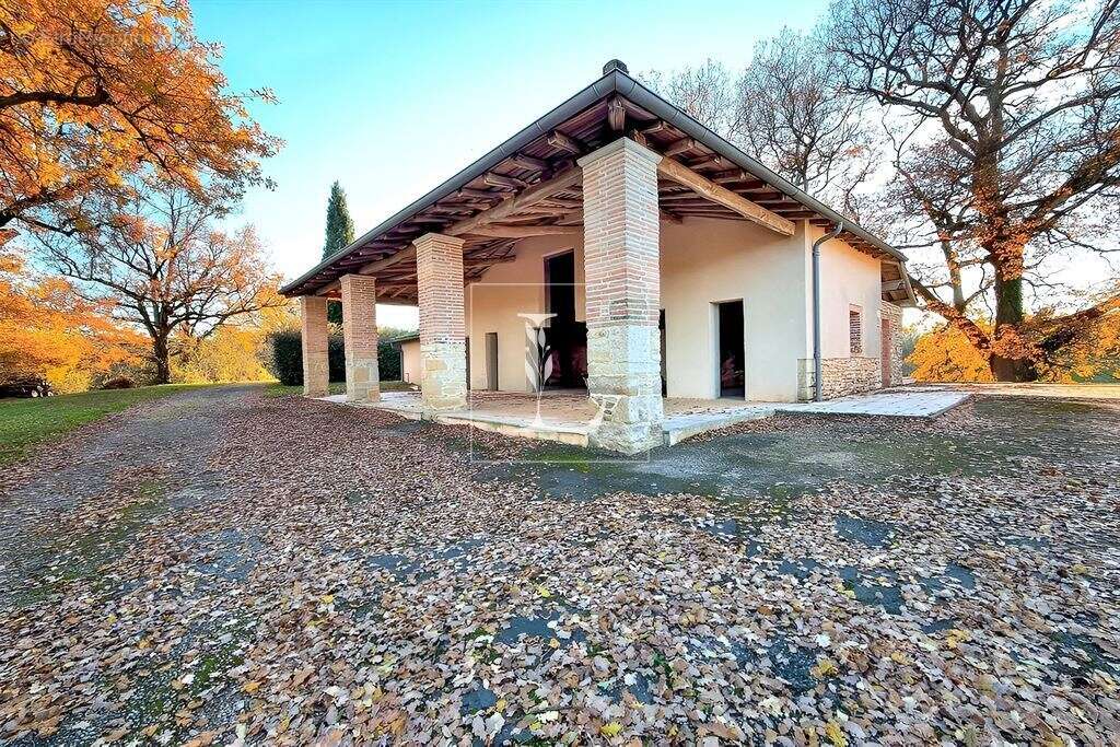 Maison à PUYGAILLARD-DE-QUERCY