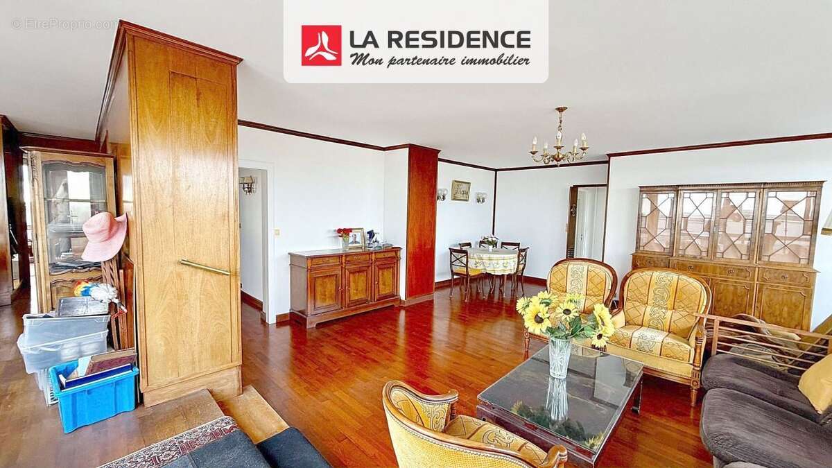 Appartement 124 m² à Velizy-Villacoublay  - photo 3