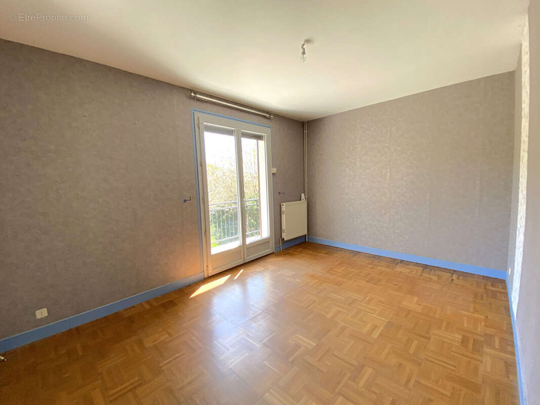 Maison 10 minutes Joigny entre Sens et Auxerre 5 chambres sur la commune de St Aubin Sur Yonne, maison de 133m - photo 11