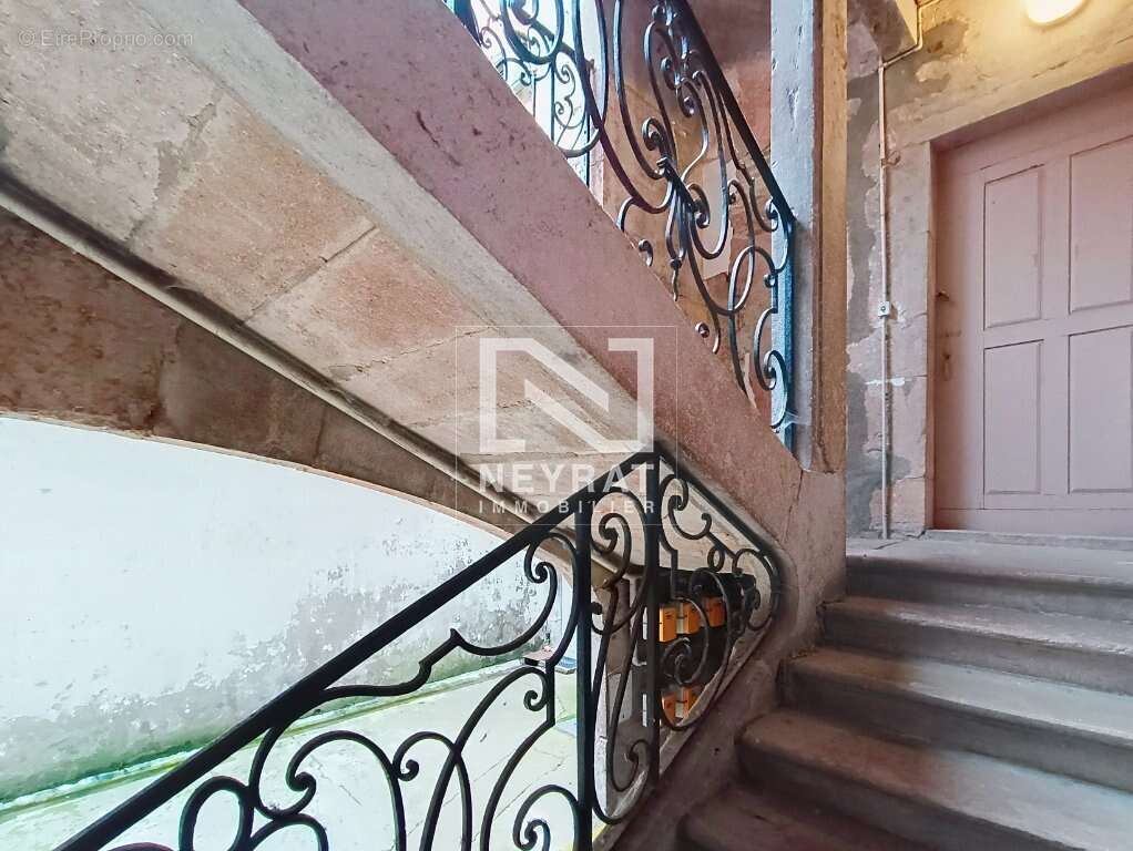 Appartement à AUXONNE