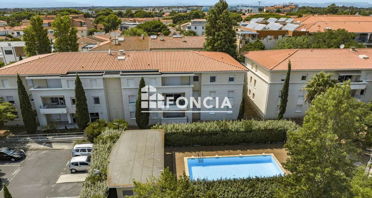 CANET PLAGE – T3 65 m² Rez-de-Jardin – Terrasse – Piscine – Parking Sécurisé – 200 m Plage - photo 3