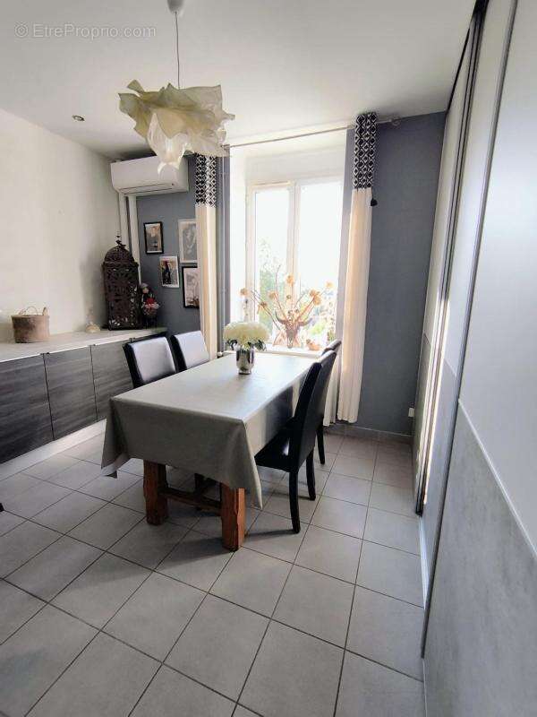 Maison à ROCHE-LA-MOLIERE