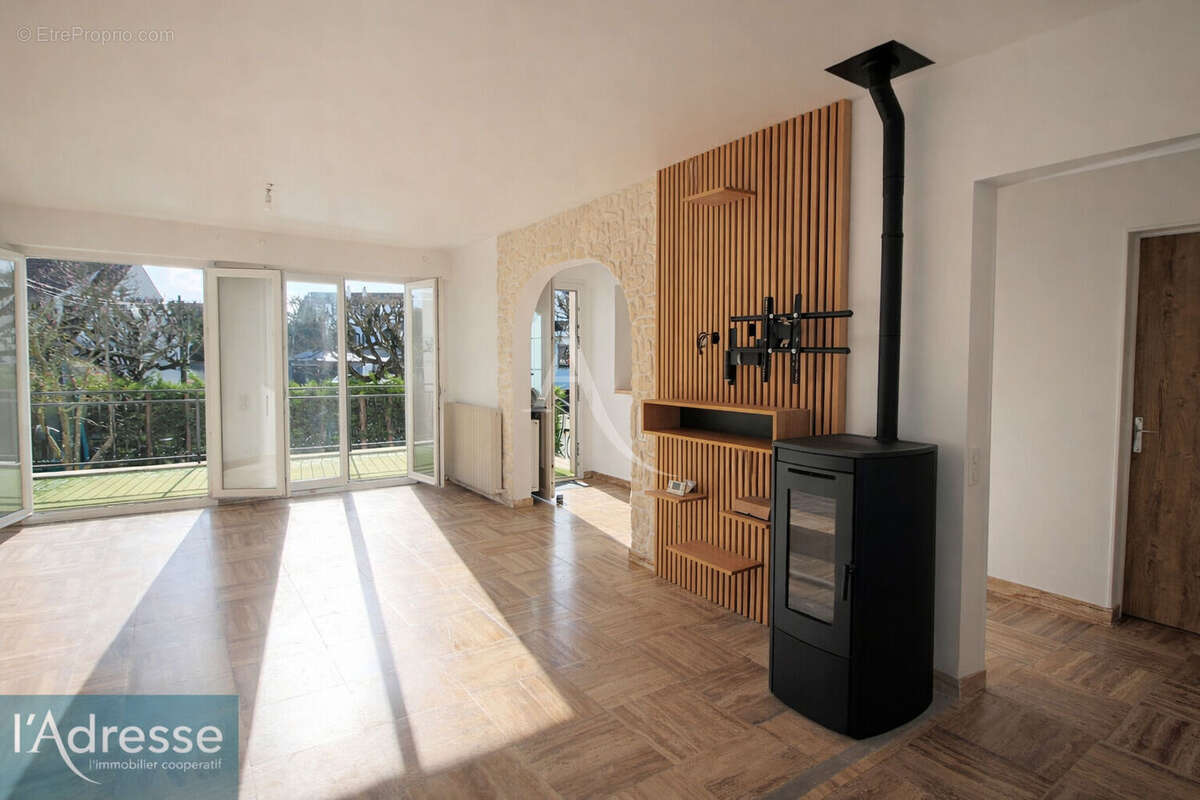 Maison à SAVIGNY-SUR-ORGE