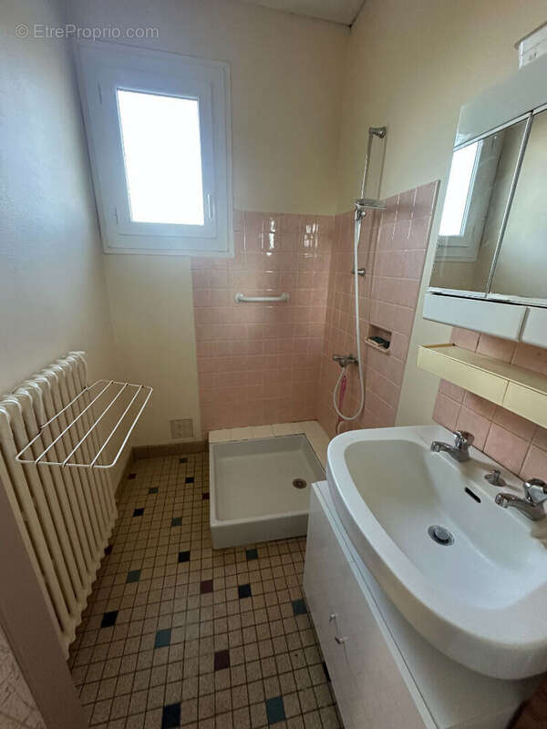 Maison à BELLOU-SUR-HUISNE