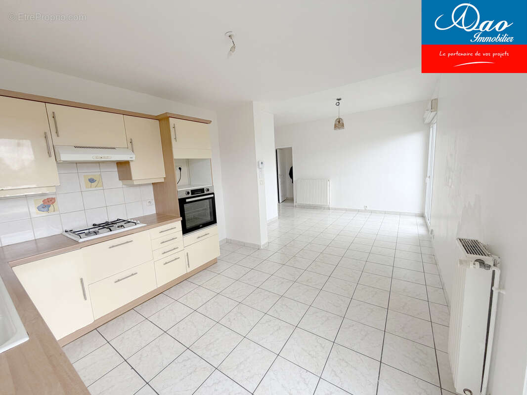 À saisir!!! vendre appartement 3 pièces avec parking proche gare de Troyes - photo 3