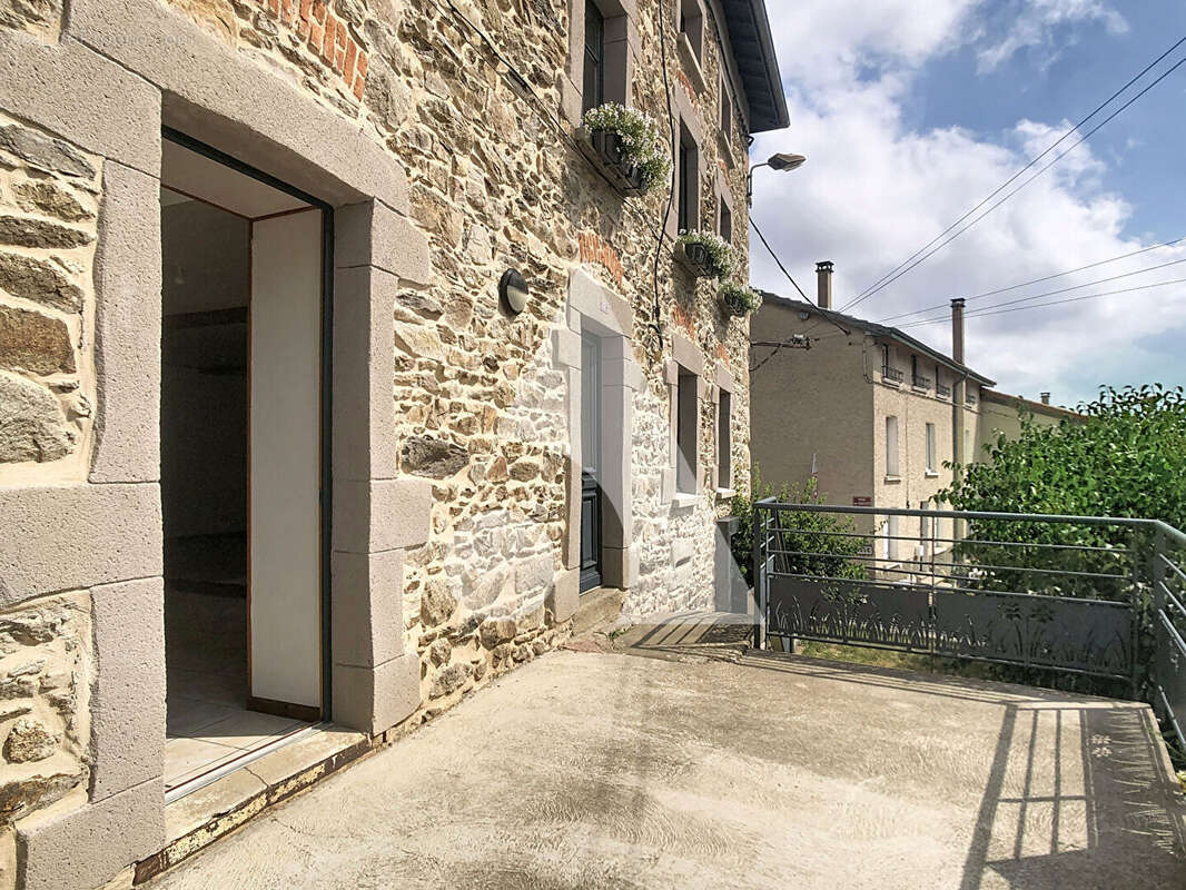 Appartement avec terrasse et jardin - photo 8
