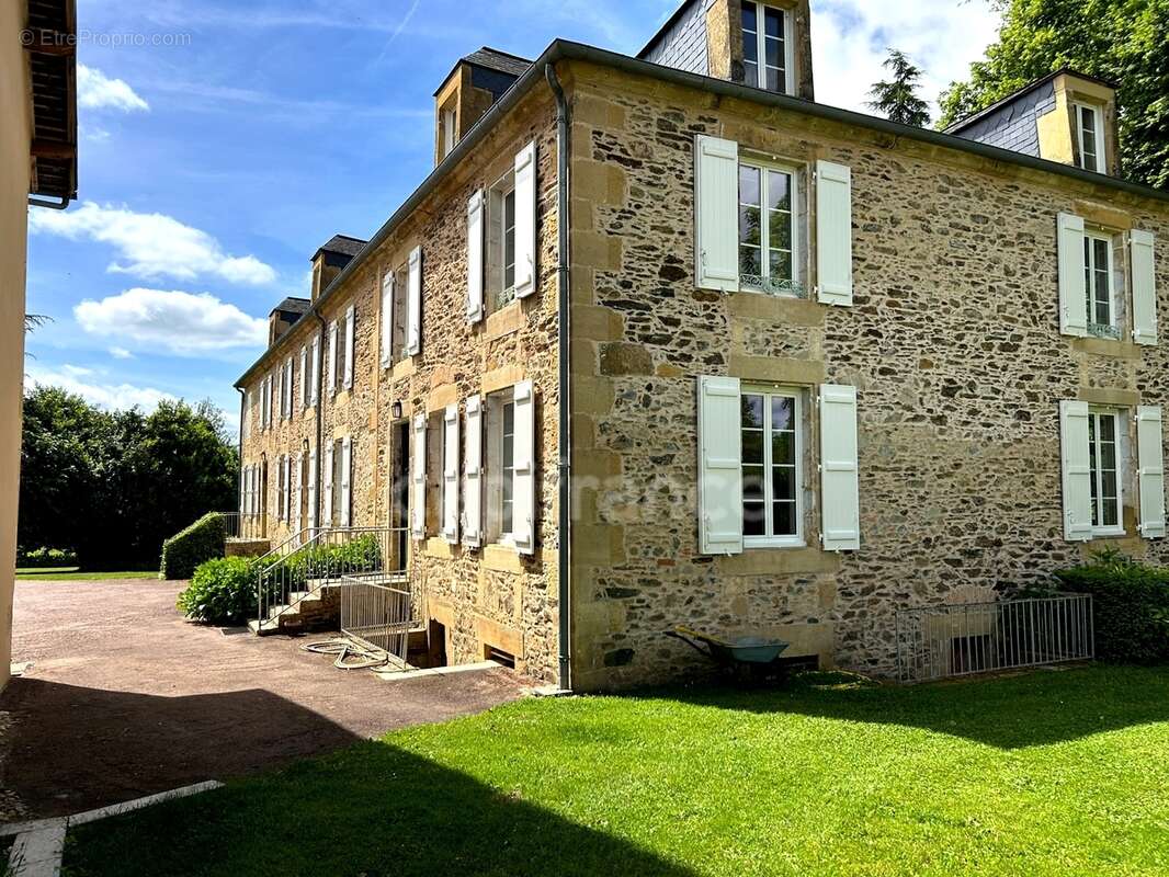 Maison de maitre à vendre 13 pièces LANOUAILLE (24) 2.6 hectares - photo 67