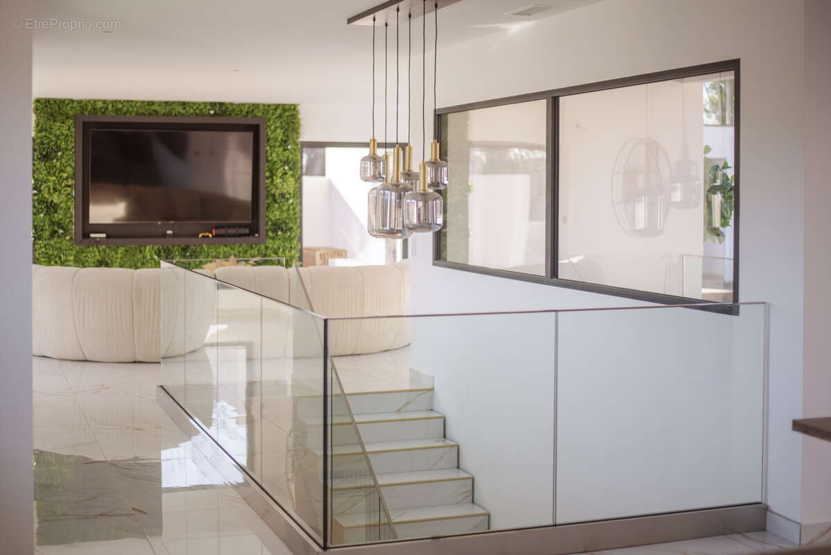 Maison à VILLEVIEILLE