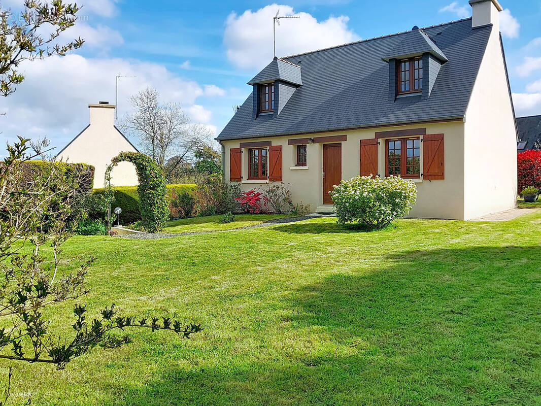 Maison à SAINT-QUAY-PERROS