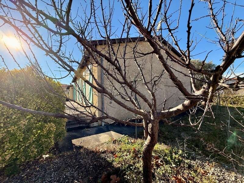 Maison à BELVEZE-DU-RAZES
