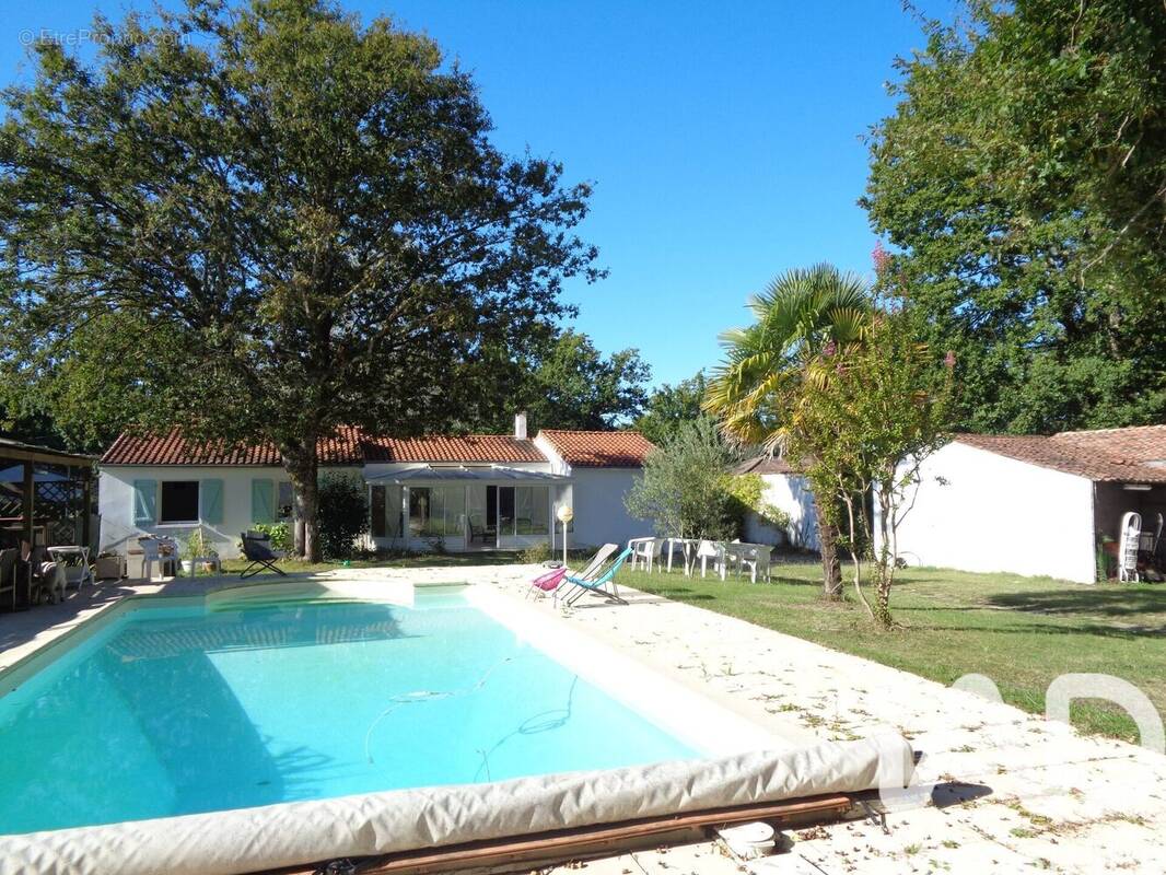 Photo 1 - Maison à FONTCOUVERTE