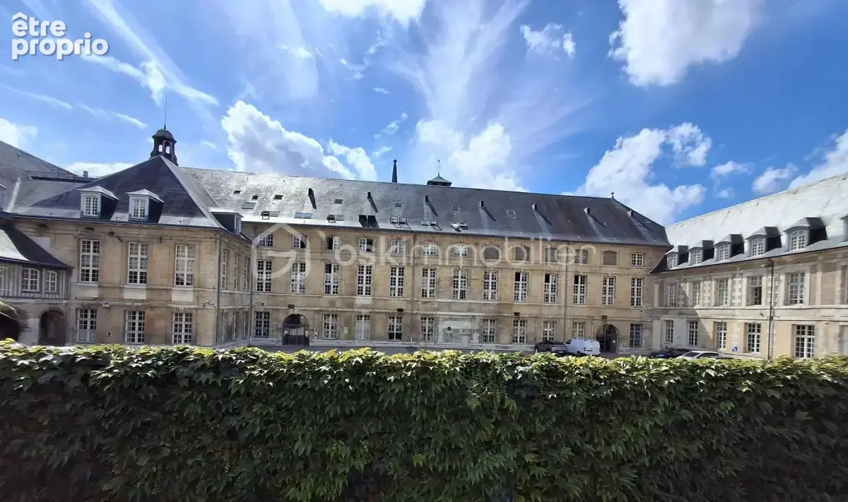 ***superbe appartement 100m2 residence st roch quartier prefecture avec balcon, cave et parking privatif*** - photo 4