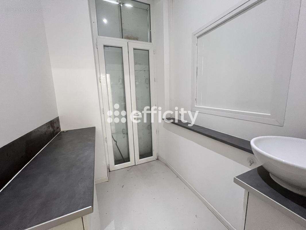Locaux/Biens immobiliers - photo 13