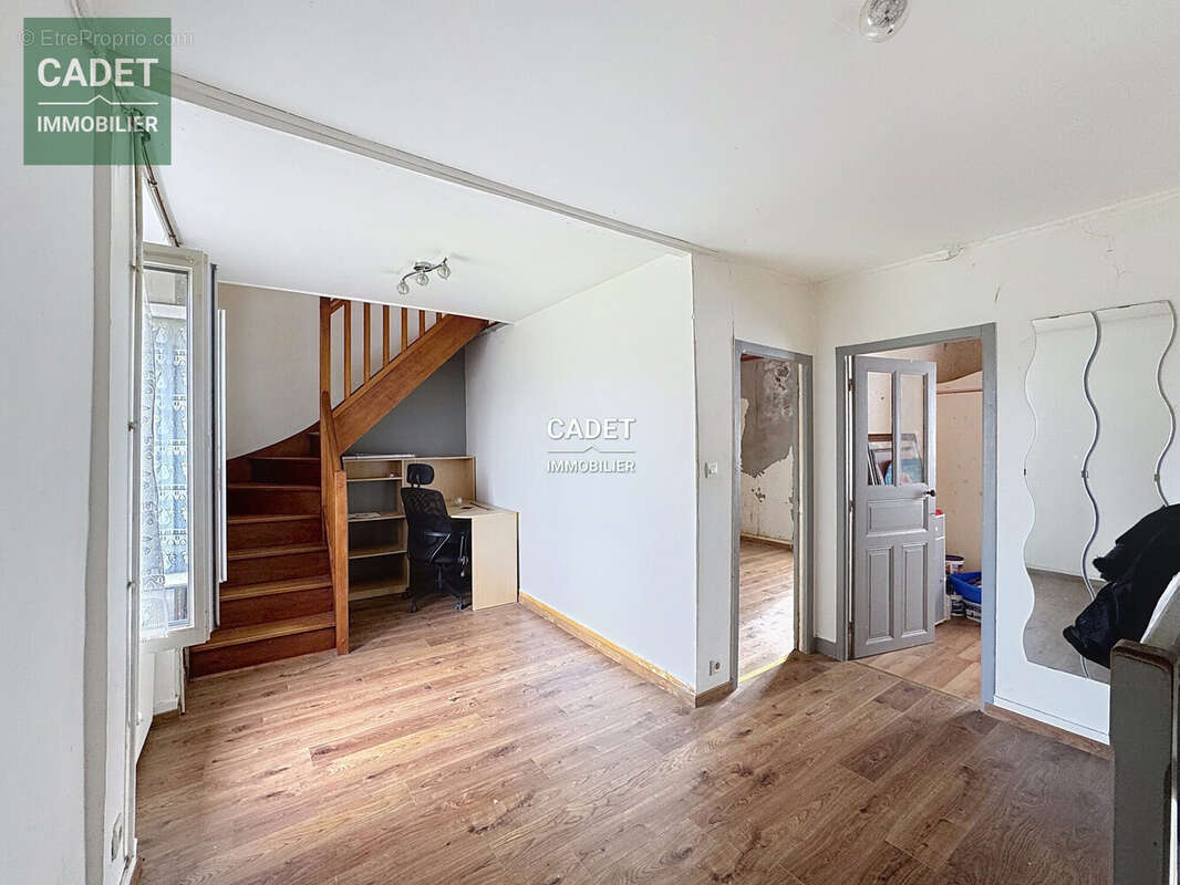 Maison à SAINT-SAUVEUR-LA-POMMERAYE