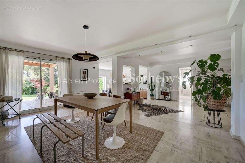 Maison à AIX-EN-PROVENCE