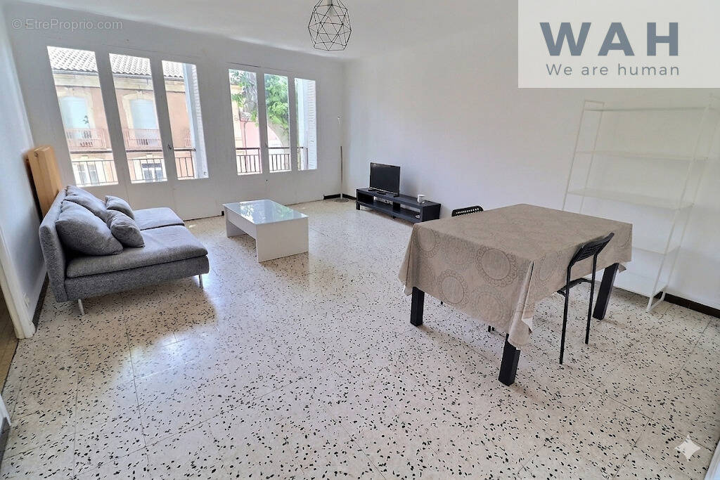 Appartement à LAMALOU-LES-BAINS