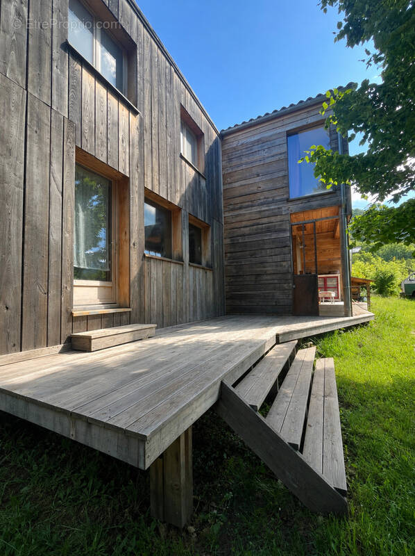 Maison à VAUNAVEYS-LA-ROCHETTE