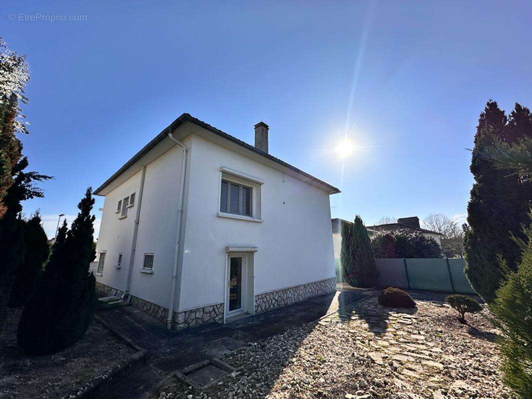 Maison à BON-ENCONTRE