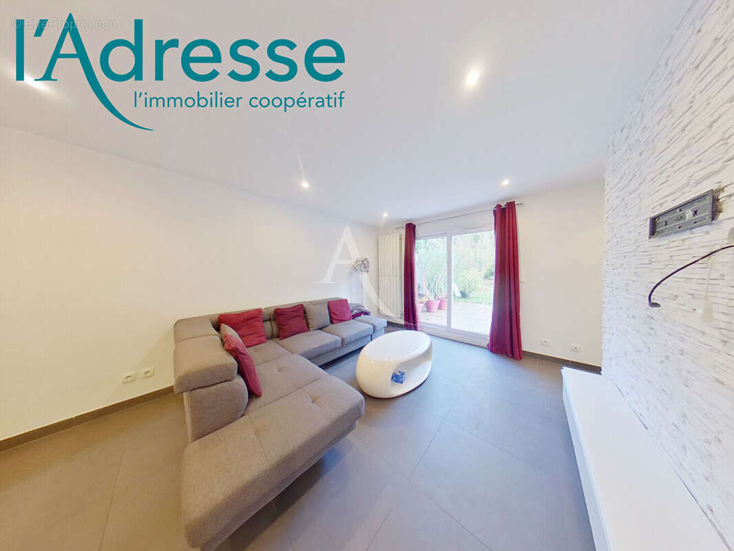 Appartement à CHAMPS-SUR-MARNE