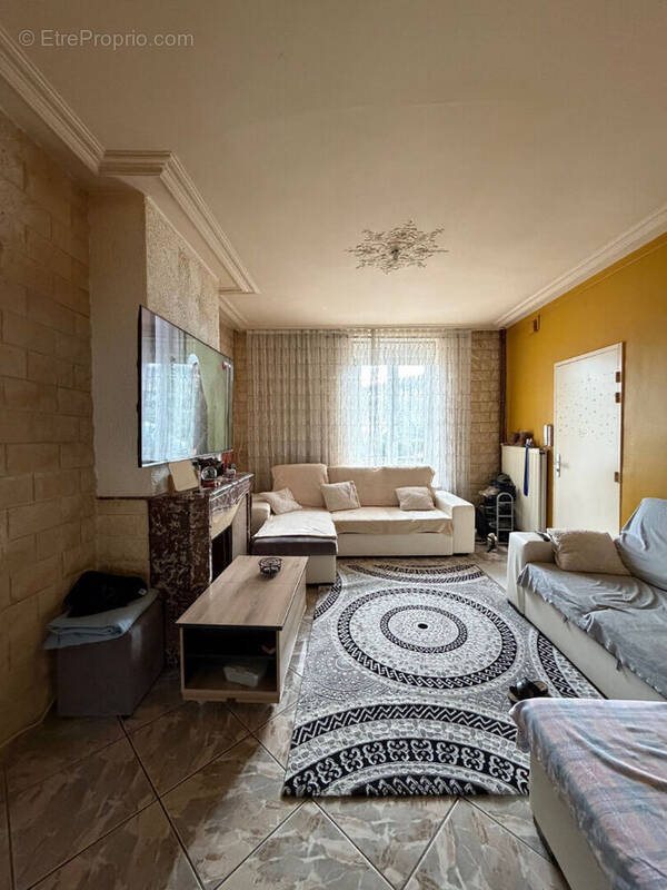 Appartement à POMPEY