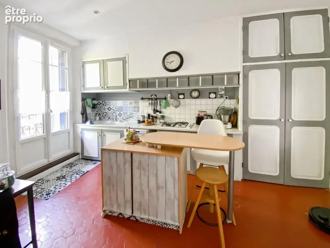 Appartement T3 avec balcon - centre ville- charme de l'ancien - photo 4