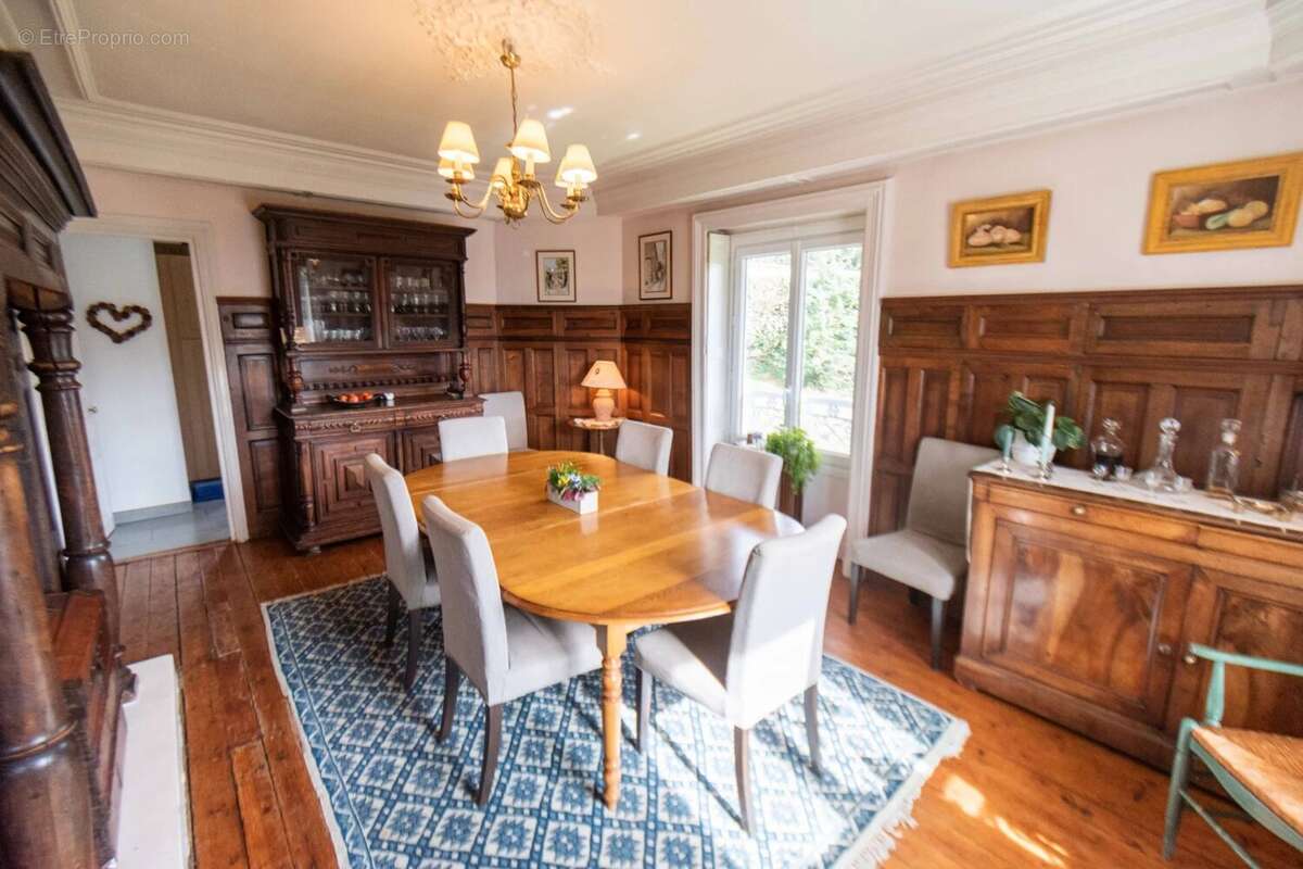 Maison à MONTMORENCY