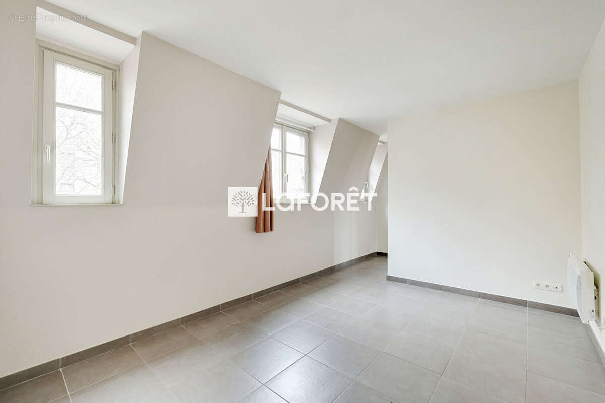 rue Saint Charles - photo 8