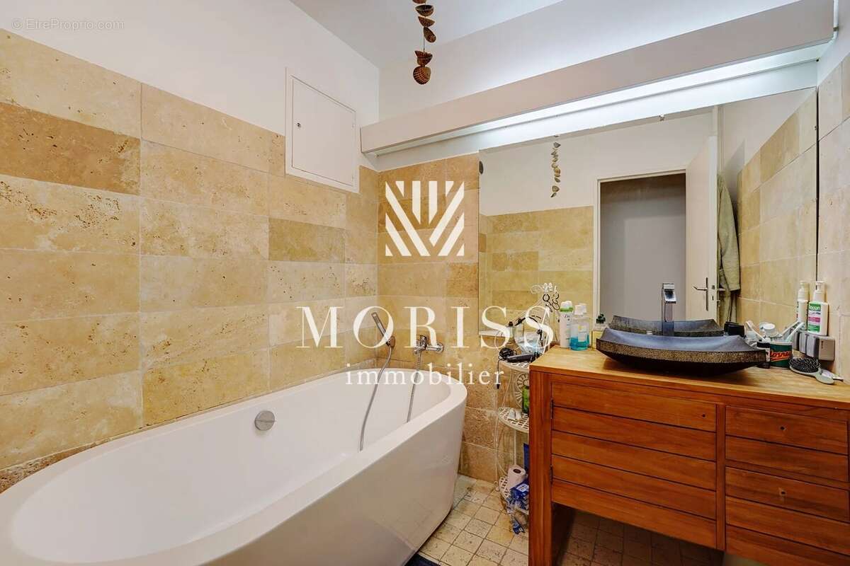 Appartement à PARIS-19E