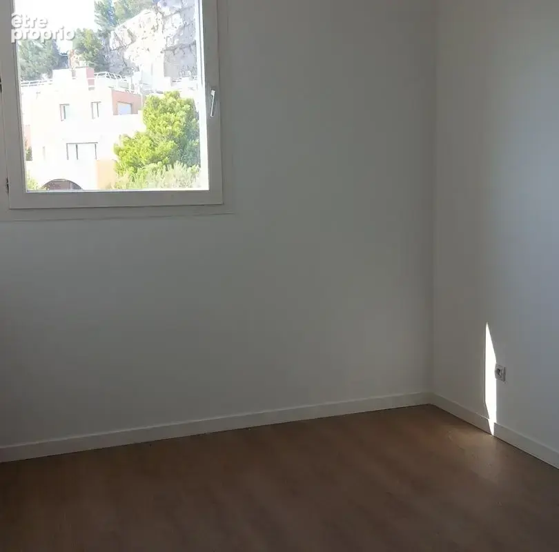 LE RENOIR E02520046L T4-250 000 € - photo 18