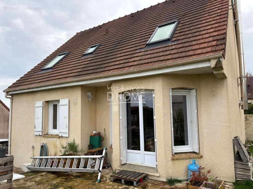 Maison à LA FERTE-GAUCHER