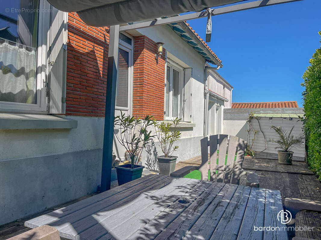Maison 7 pièces - 104 m² - Proche du bourg - photo 12