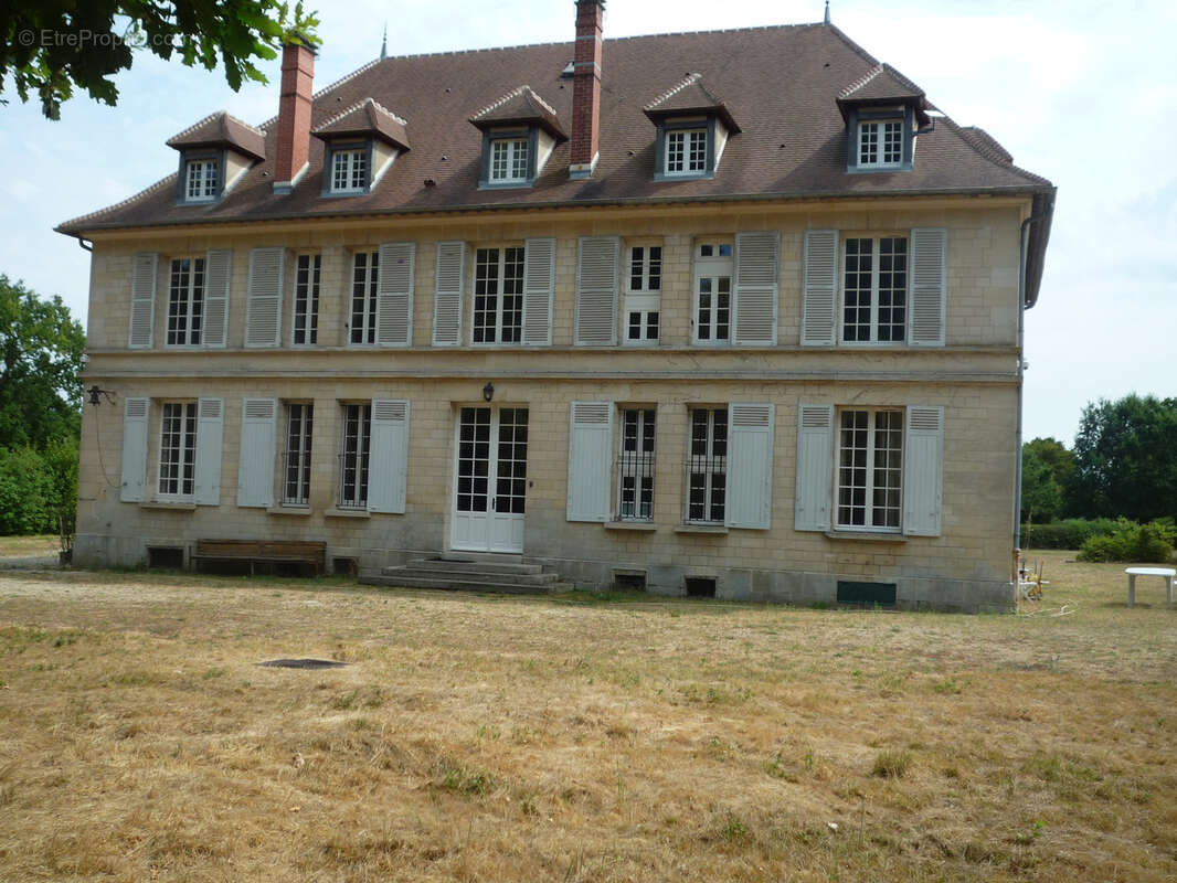 ARMENTIERES EN BRIE (77)à vendre superbe maison de maitre 18 chambres sur son parc arboré de 13500 m2 - photo 15